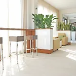 Otel Baya - In Centro, Sul Mare
