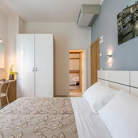 Baya - In Centro, Sul Mare 3* Milano Marittima
