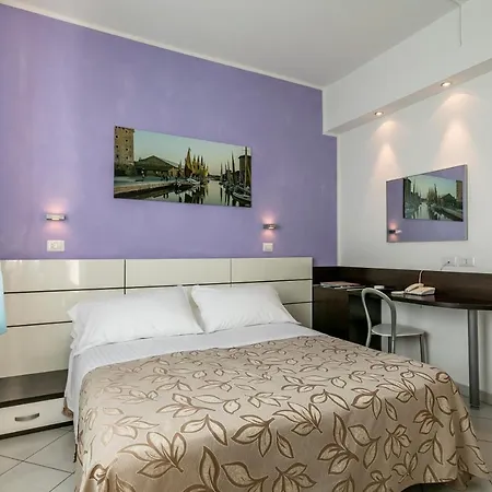 Hotel Baya - In Centro, Sul Mare