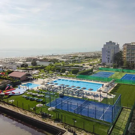 Hotel Baya - In Centro, Sul Mare 3*