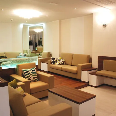 Baya - In Centro, Sul Mare Szálloda Milano Marittima