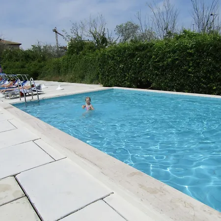 Baya - In Centro, Sul Mare Szálloda Milano Marittima