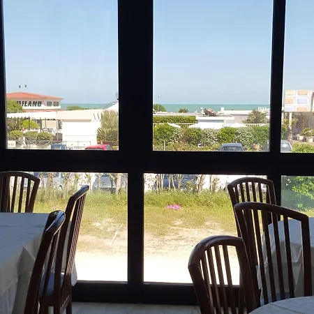 Szálloda Baya - In Centro, Sul Mare Milano Marittima