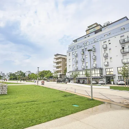 Hotel Baya - In Centro, Sul Mare