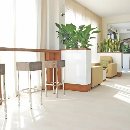 Hotel Baya - In Centro, Sul Mare