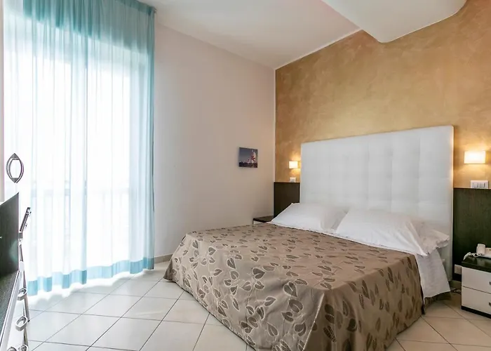 Baya - In Centro, Sul Mare Szálloda Milano Marittima