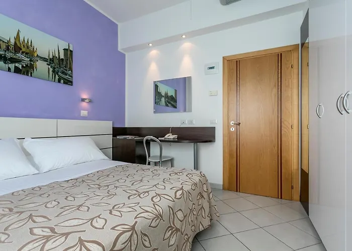 Baya - In Centro, Sul Mare 3* Milano Marittima