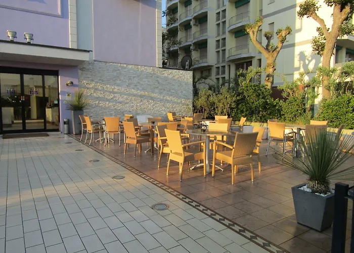 Baya - In Centro, Sul Mare Milano Marittima